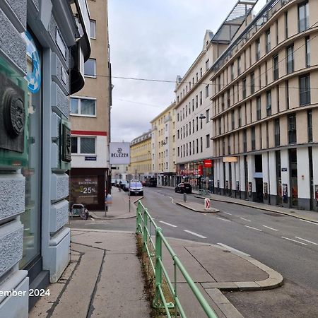 Vienna Apart Hotel Gumpendorfer Strasse Εξωτερικό φωτογραφία